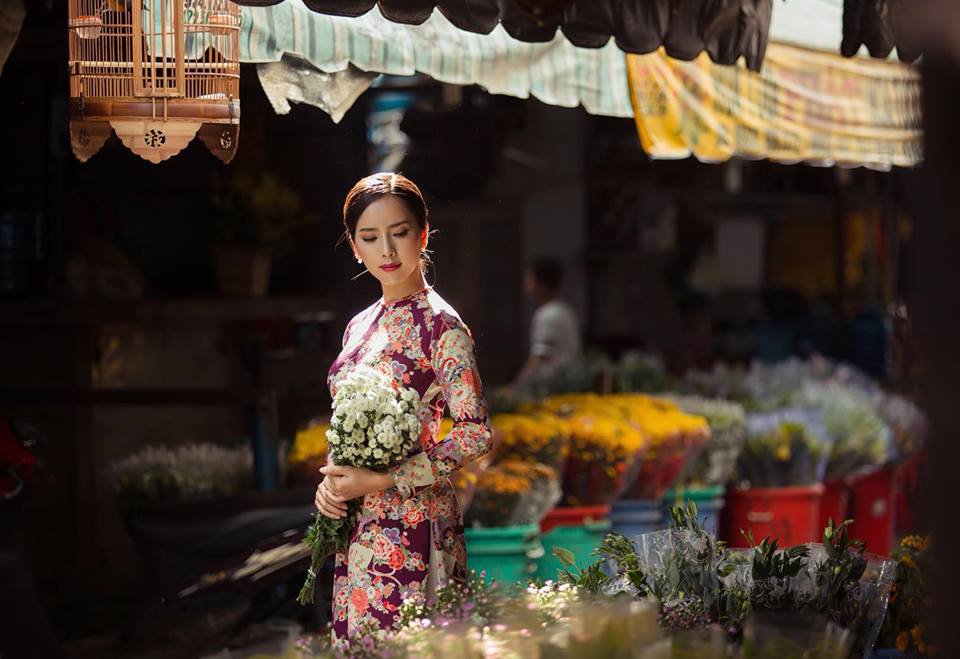 Chụp hình chân dung đẹp với áo dài cùng lavender studio TP HCM