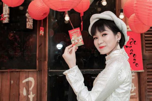 Chụp hình Tết với áo dài ở TP HCM