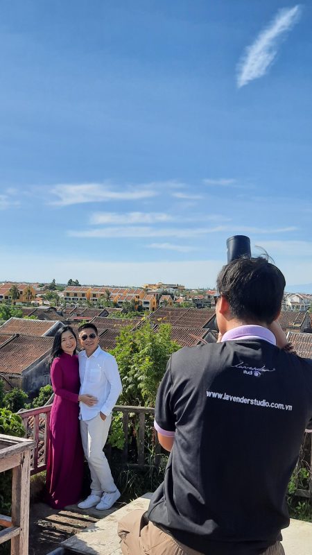 Chụp hình couple đẹp giá bao nhiêu ở Hội An