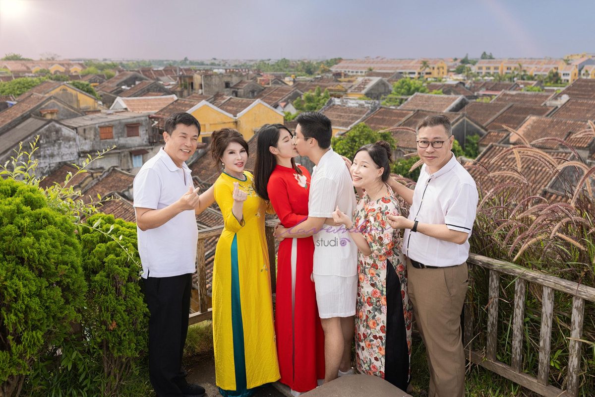 Giá dịch vụ thuê chụp ảnh gia đình ở Hội An hiện nay