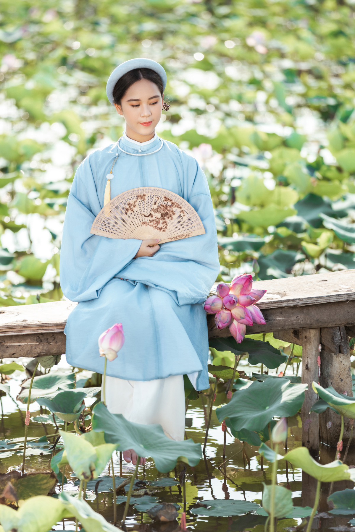 Chi phí chụp ảnh áo dài ngũ thân rẻ tại Lavender Studio Chi phí chụp ảnh áo dài ngũ thân rẻ tại Lavender Studio