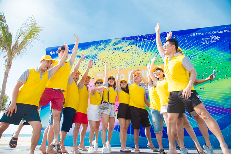 Chụp ảnh teambuilding và 10 cần lưu ý khi tiến hành
