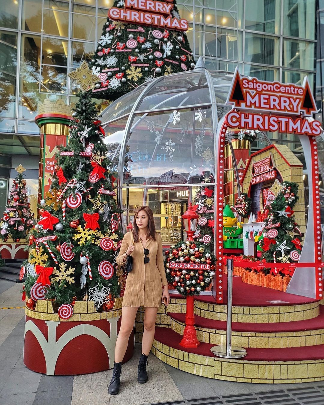 Top điểm check-in Noel hot nhất TP.HCM dành cho giới trẻ
