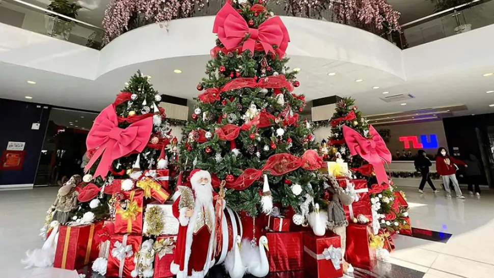 Top điểm check-in Noel hot nhất TP.HCM dành cho giới trẻ
