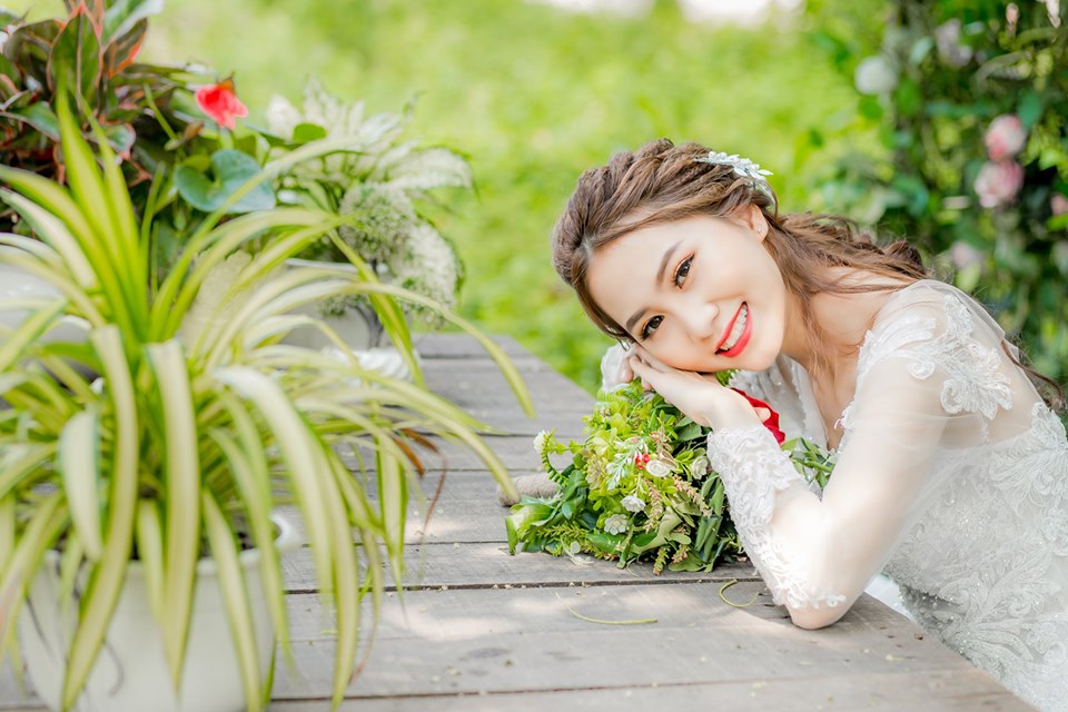Bảng giá chụp ảnh chân dung ngoại cảnh 2026 – Ưu đãi hấp dẫn Bảng giá chụp ảnh chân dung ngoại cảnh 2026 – Ưu đãi hấp dẫn