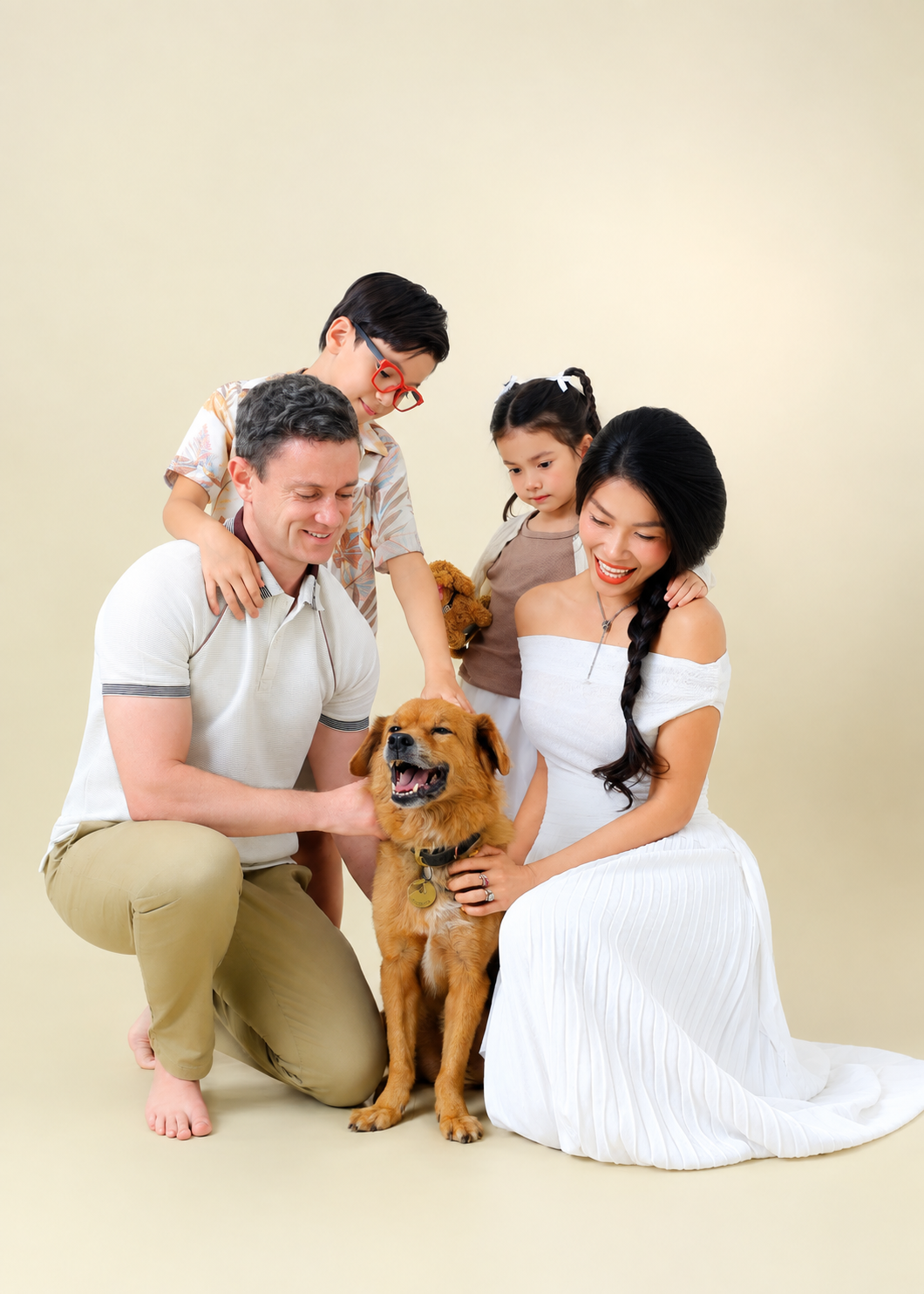 Lưu ý khi chụp gia đình có thú cưng để ảnh tự nhiên và đẹp (6) Lưu ý khi chụp gia đình có thú cưng để ảnh tự nhiên và đẹp (6)